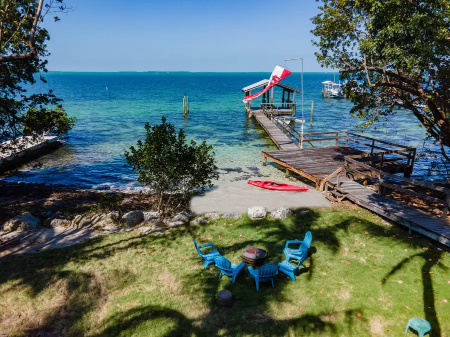 87950 Overseas Highway, Plantation Key, FL 33036 - #3