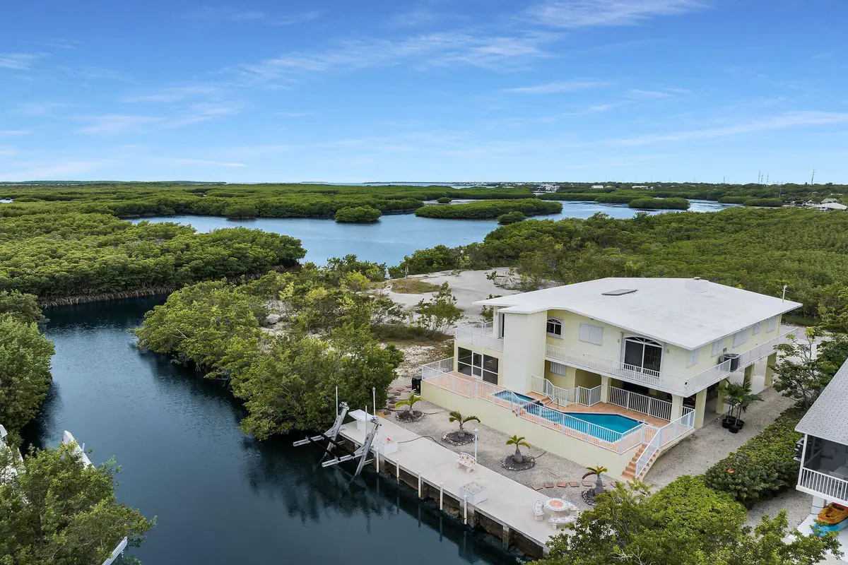 85 Ocean Shores Drive, Key Largo, FL 33037 - Image #1