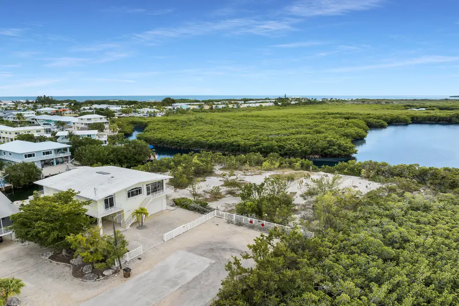 85 Ocean Shores Drive, Key Largo, FL 33037 - Image #3