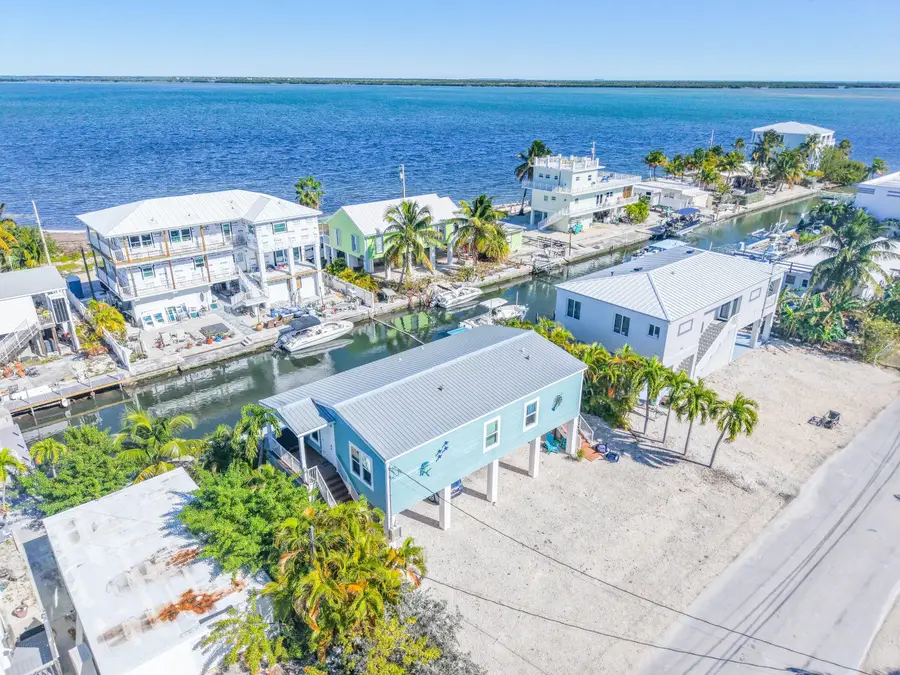 31343 Avenue I, Big Pine Key, FL 33043 - Image #2