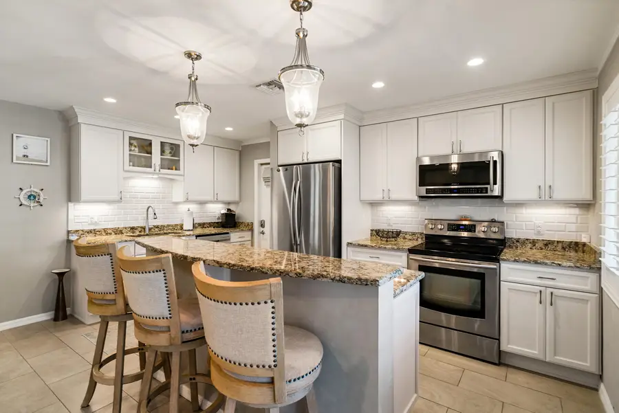 240 S Coconut Palm Boulevard, Tavernier, FL 33070 - Image #2