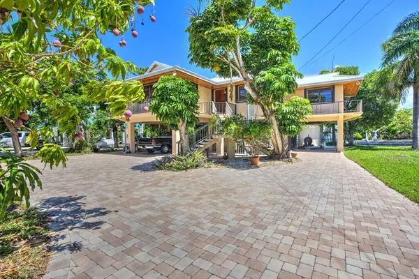 22865 Redfish Lane, Cudjoe, FL 33042