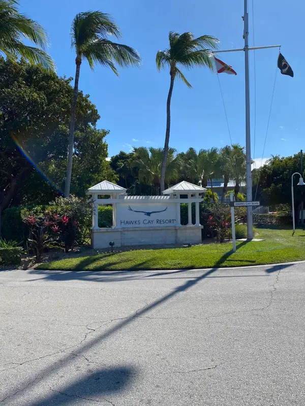 7028 Harbor Village Drive, Duck, FL 33050