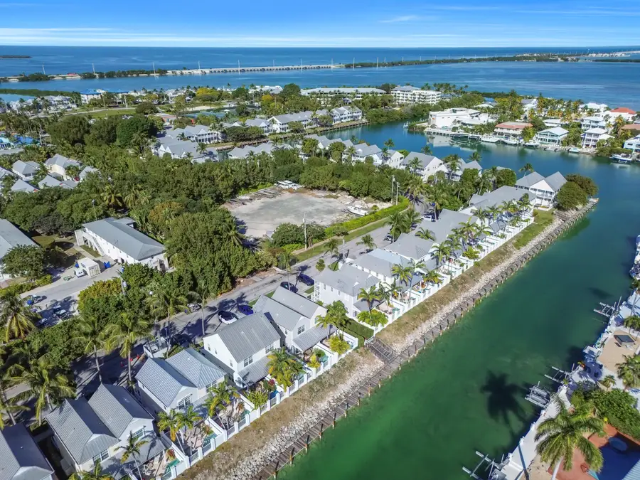 7026 Harbor Village Drive, Duck Key, FL 33050 - Image #3