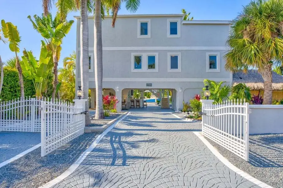 17183 Coral Drive, Summerland Key, FL 33042 - Image #2