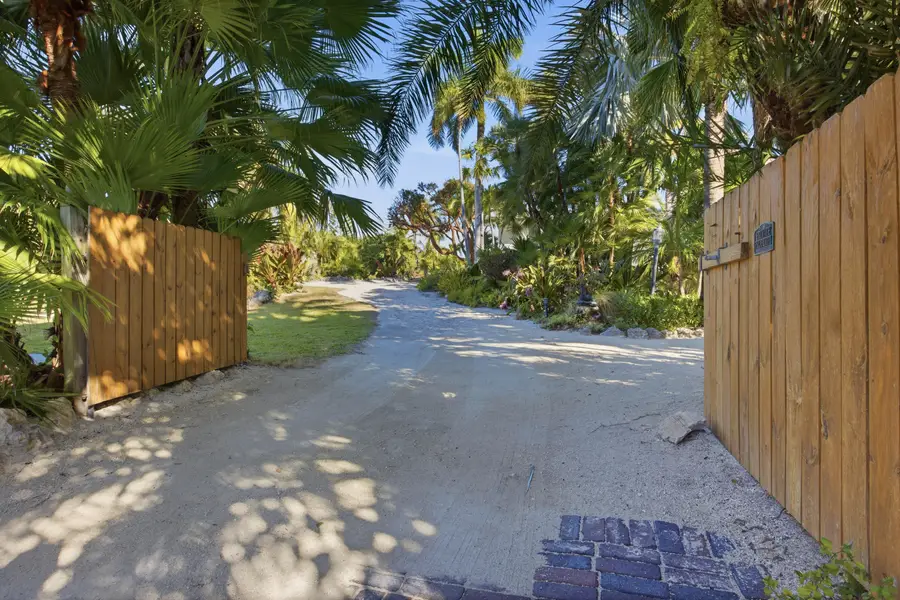 17249 E Bonefish Lane, Summerland Key, FL 33042 - Image #3
