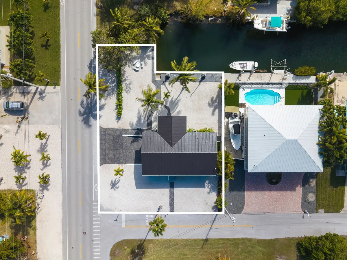30368 Killdeer Lane, Big Pine Key, FL 33043 - Image #1