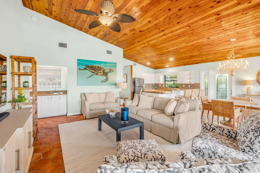 590 9th Street, Key Colony Beach, FL 33051 - #3