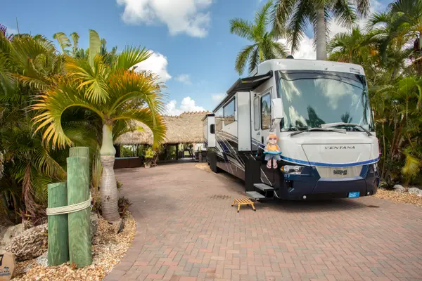 2950 Overseas Highway # 16, Saddle Bunch, FL 33040