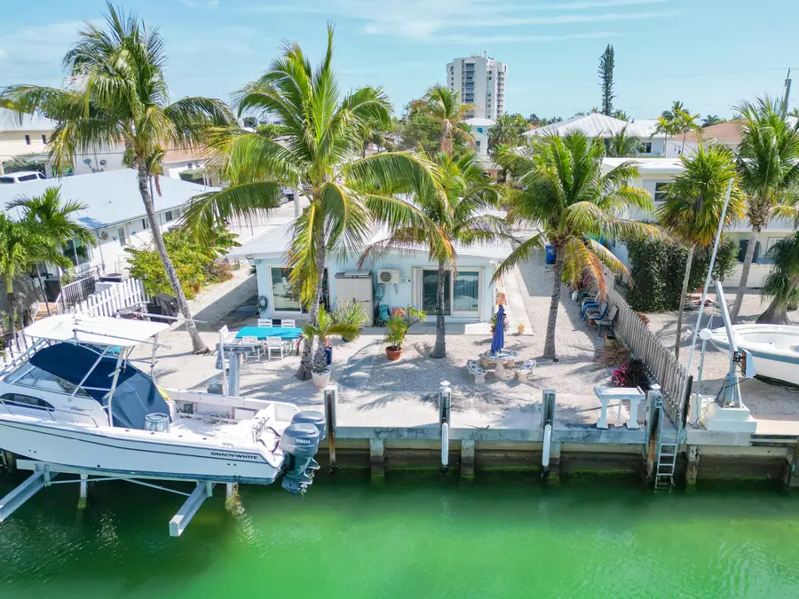 341 3rd Street, Key Colony Beach, FL 33051 - #3