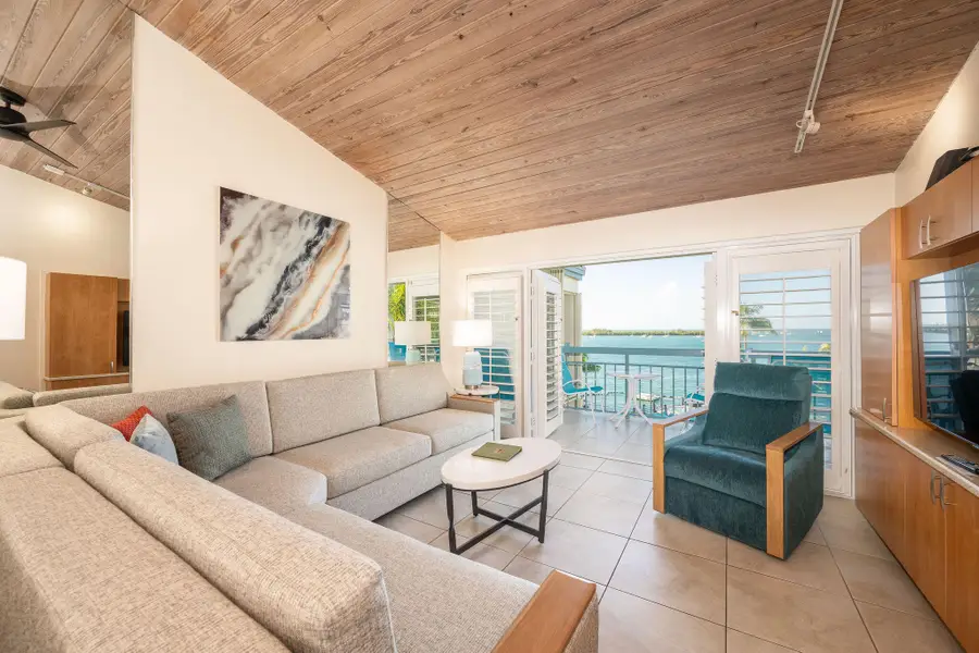 617 Front Street #A-52 Penthouse Week 32, Key West, FL 33040 - #3