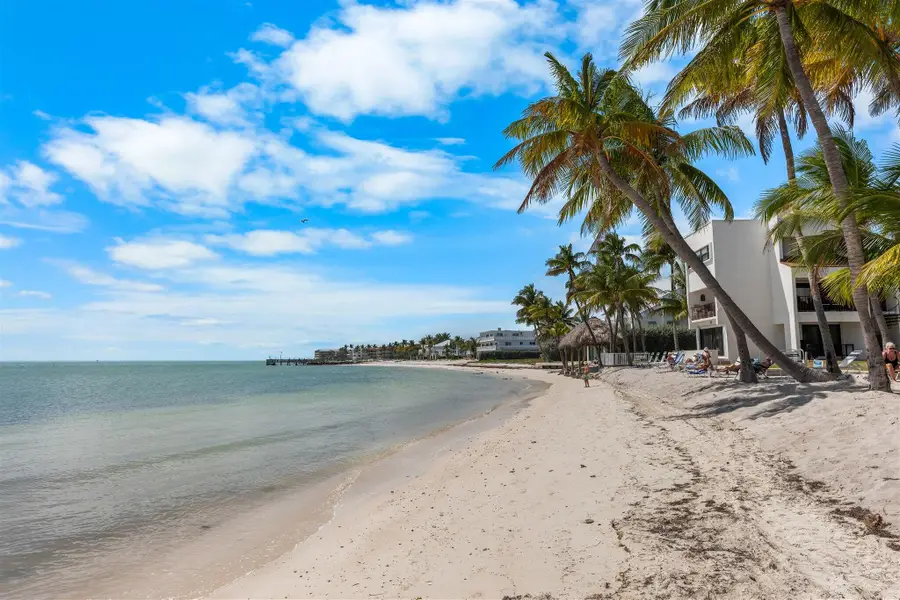 601 W Ocean Drive #105D, Key Colony Beach, FL 33051 - #3