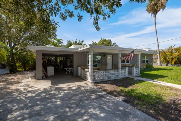201 4th Street, Big Coppitt, FL 33040
