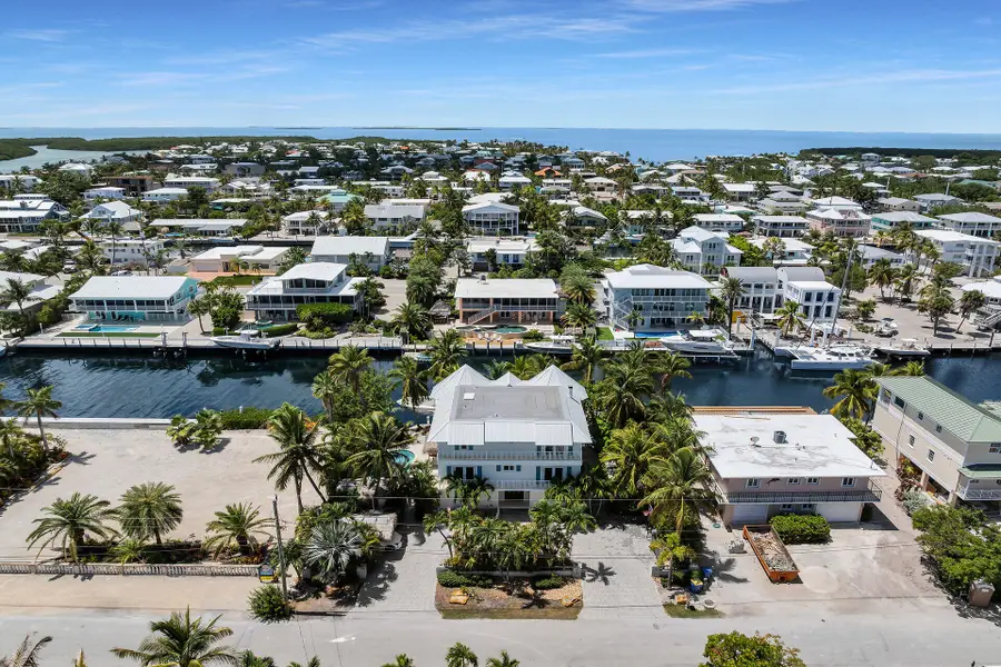 136 San Remo Drive, Plantation Key, FL 33036 - #3