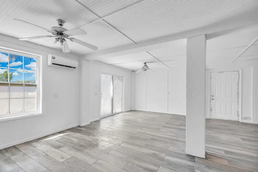477 W 105th Street Ocean, Marathon, FL 33050 - #3