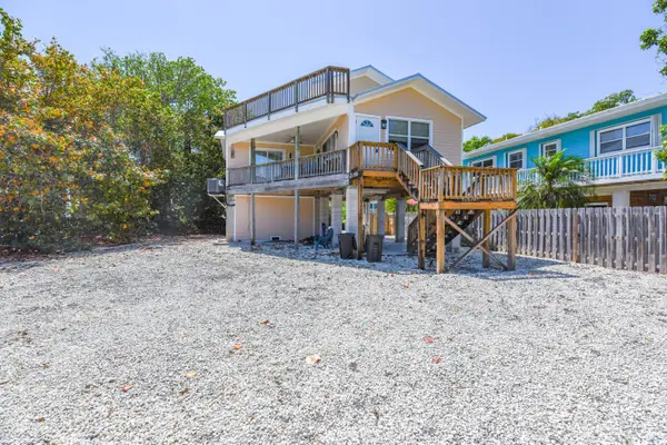 19591 Navajo Street, Sugarloaf Key, FL 33042