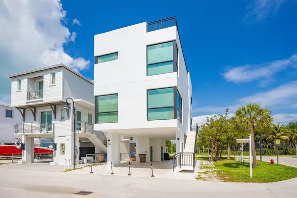 94825 Overseas Highway #209, Key Largo, FL 33037