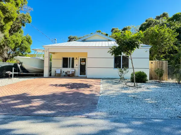 38 Coral Way, Key Largo, FL 33037