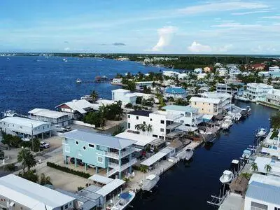 721 Garden State Lane, Key Largo, FL 33037