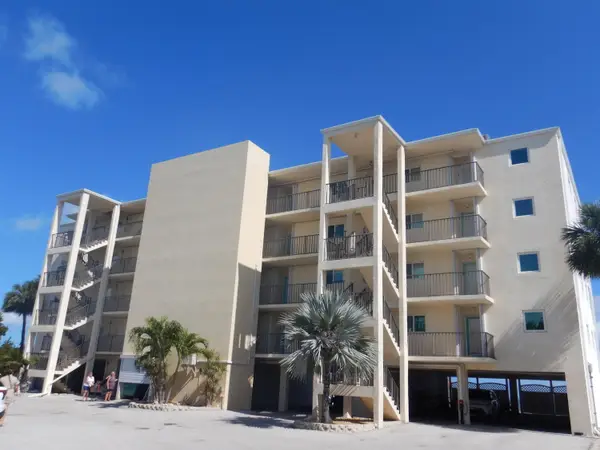 135 Coco Plum Drive #APT 3B, Marathon, FL 33050