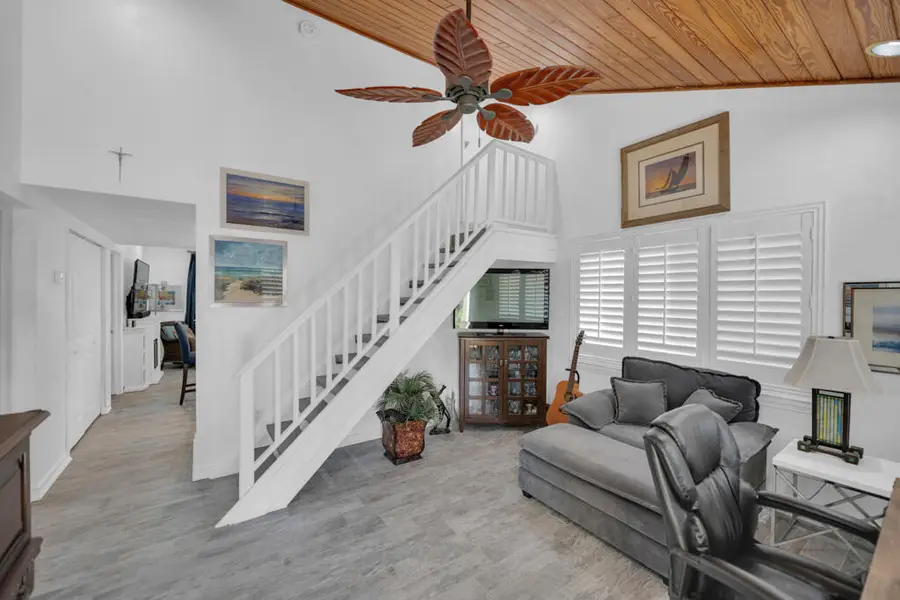 170 Hibiscus Street, Plantation Key, FL 33070 - #3