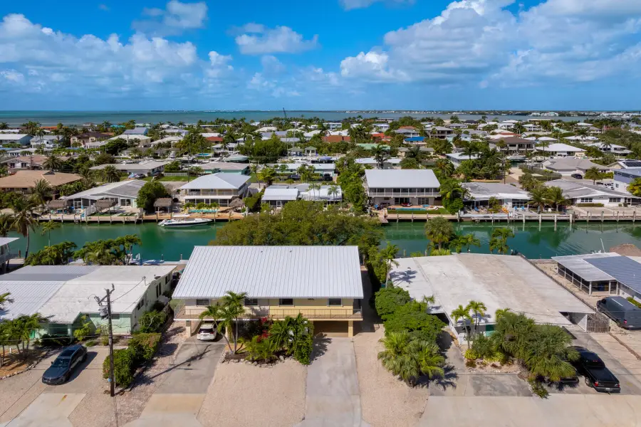 391 10th Street, Key Colony Beach, FL 33051 - #2