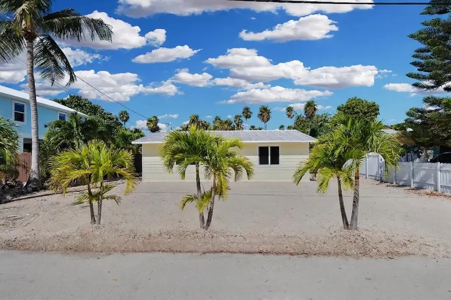 417 95th Street, Marathon, FL 33050 - #2