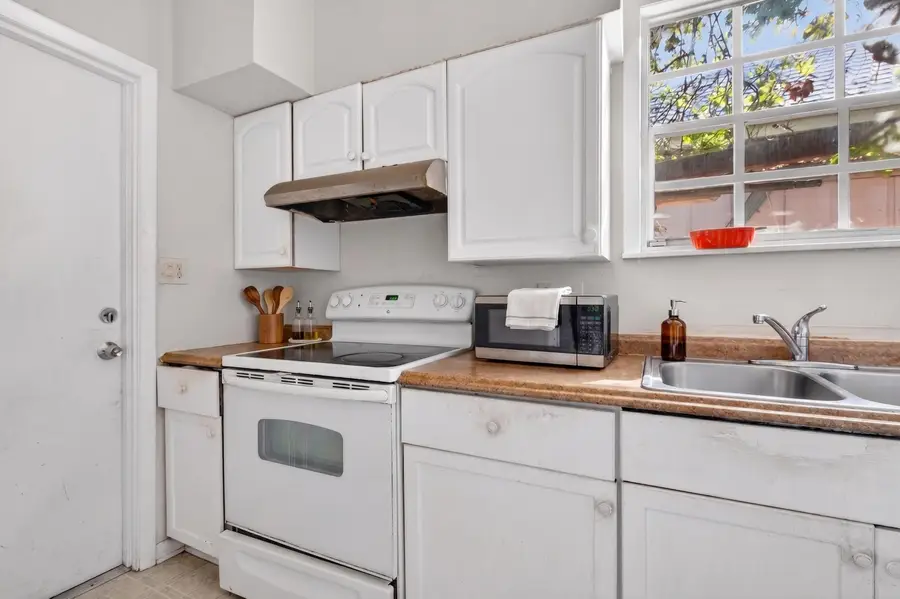 1916 Seidenberg Avenue, Key West, FL 33040 - #2