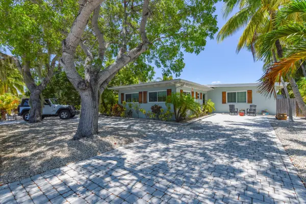 1136 W Shore Drive, Big Pine Key, FL 33043