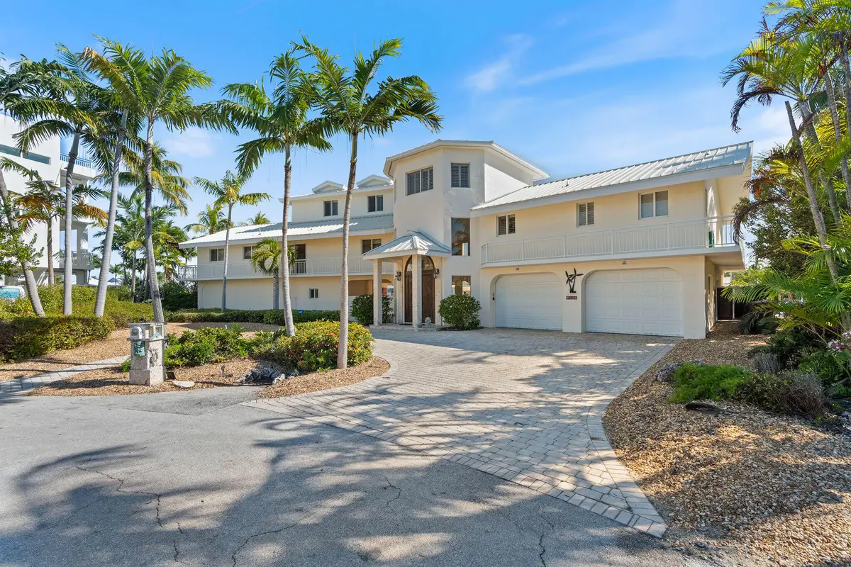 44 W Plaza Del Lago, Islamorada, FL 33036 - #1
