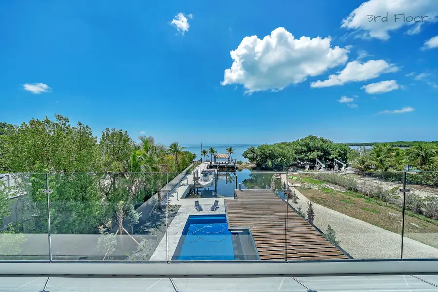 16 Seaside Avenue, Key Largo, FL 33037 - #2