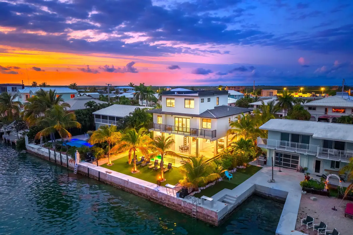 270 E Caribbean Drive, Summerland Key, FL 33042 - #1