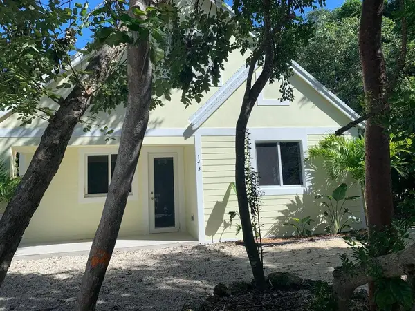 143 N Hammock Road, Upper Matecumbe Key Islamorada, FL 33036