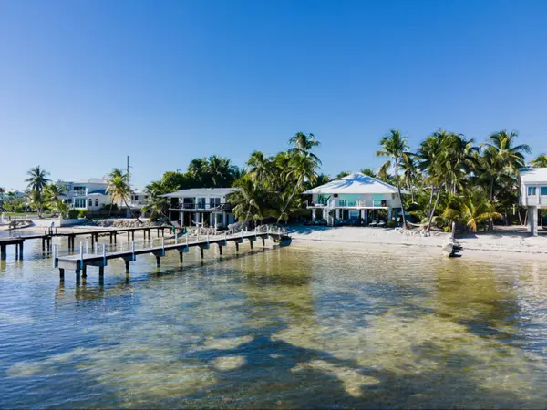 75071 Overseas Highway, Lower Matecumbe, FL 33036
