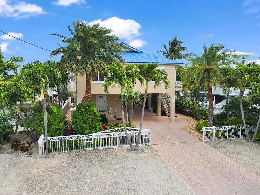 316 Woods Avenue, Plantation Key, FL 33070 - #3