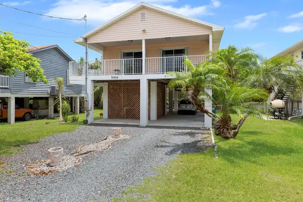 19464 Seminole Street, Sugarloaf Key, FL 33042