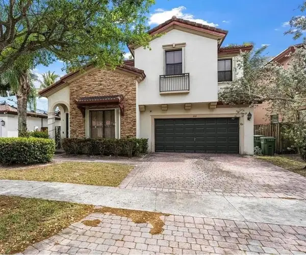 601 SE 37th Place, Other, FL 33034