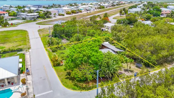 290 46th Street, Summerland Key, FL 33042