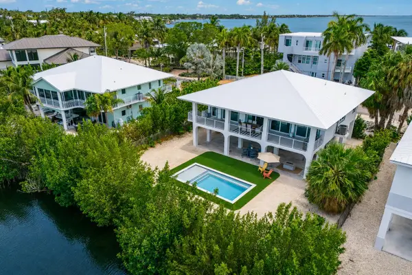 36 N Bounty Lane, Key Largo, FL 33037