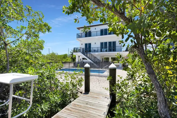 835 Copa D Oro, Marathon, FL 33050