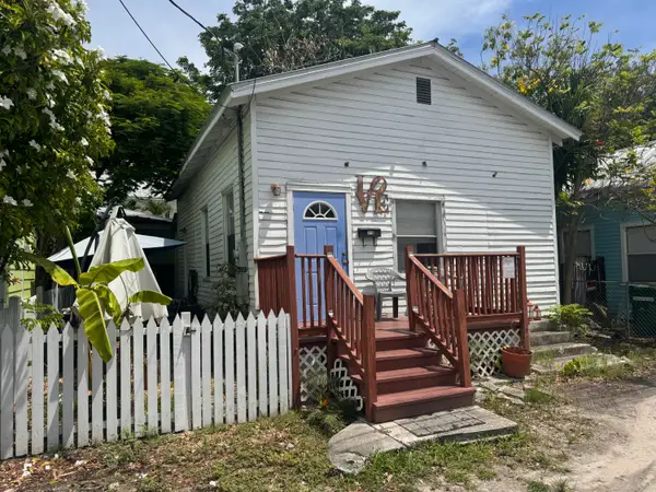 210 Angela Street, Key West, FL 33040