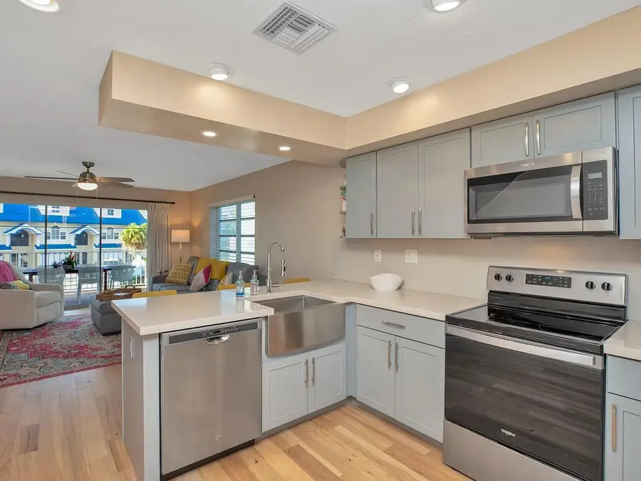 315 E Ocean Drive, Key Colony Beach, FL 33051 - #3