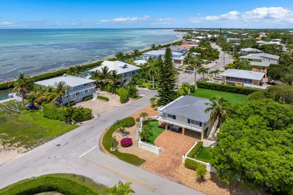 235 W Seaview Circle, Duck Key, FL 33050