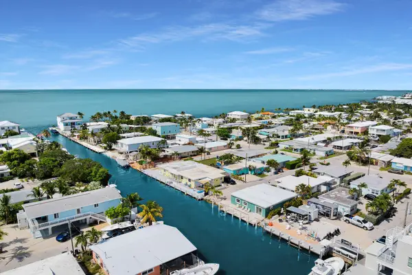 11490 2nd Avenue Ocean, Marathon, FL 33050