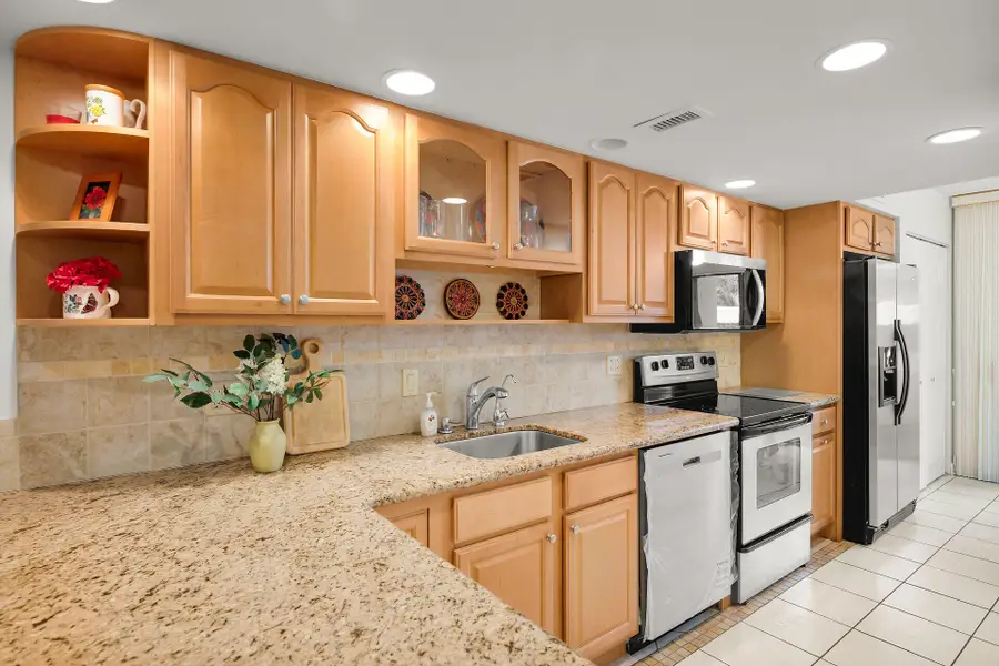 87200 Overseas Highway #D3, Plantation Key, FL 33036 - #3