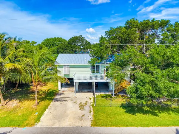31054 Avenue J, Big Pine Key, FL 33043