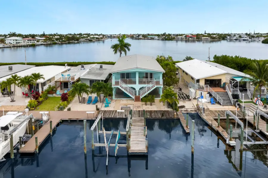 46 Sadowski Causeway, Key Colony Beach, FL 33051 - #3