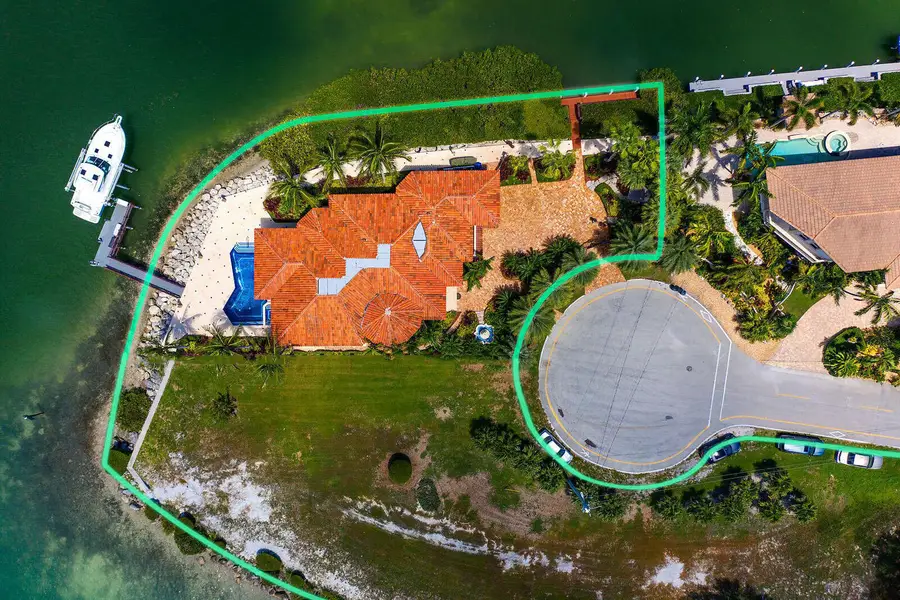 390 13th Street, Key Colony Beach, FL 33051 - #3