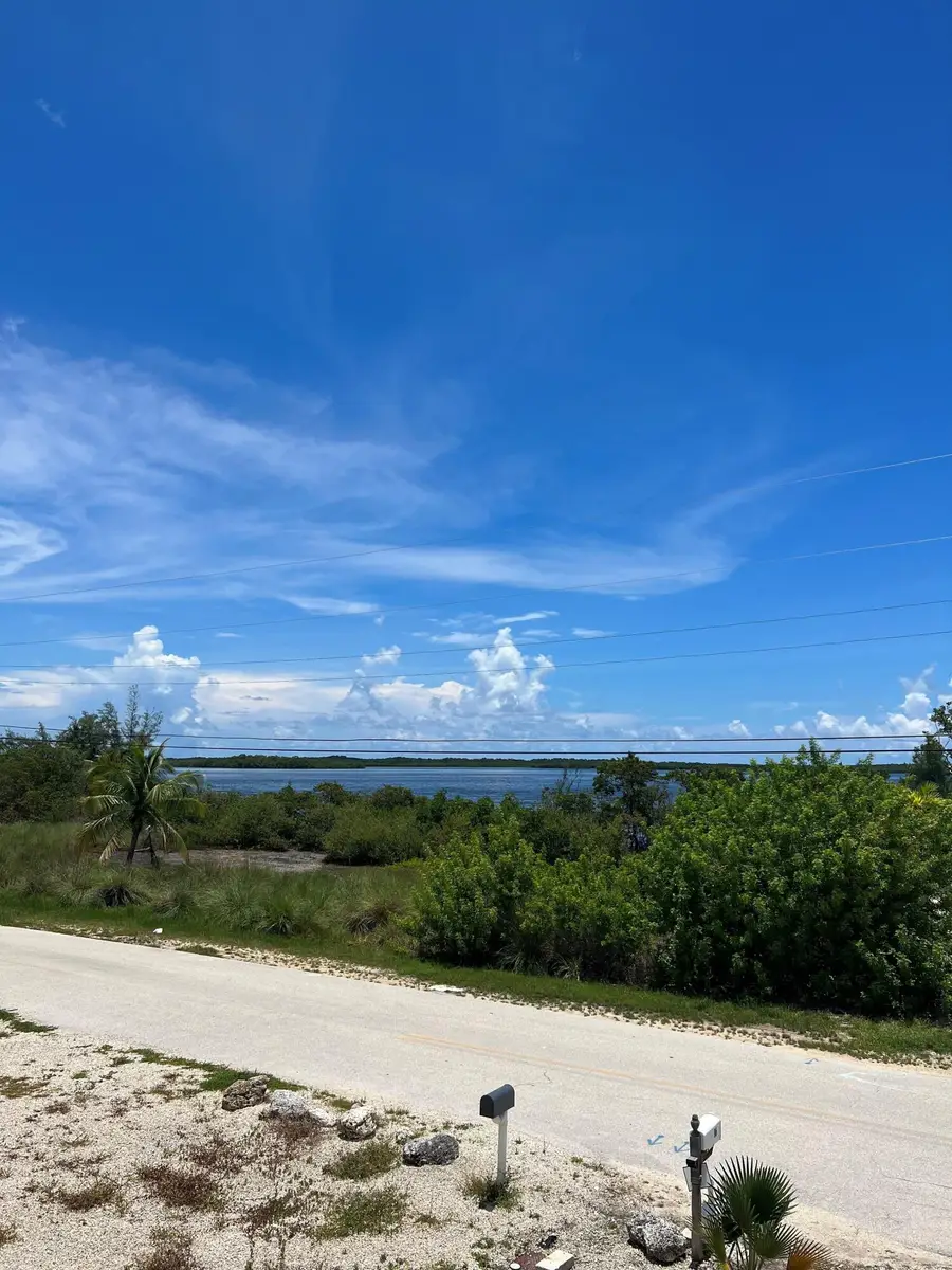 16 Shoreland Drive, Key Largo, FL 33037 - #2