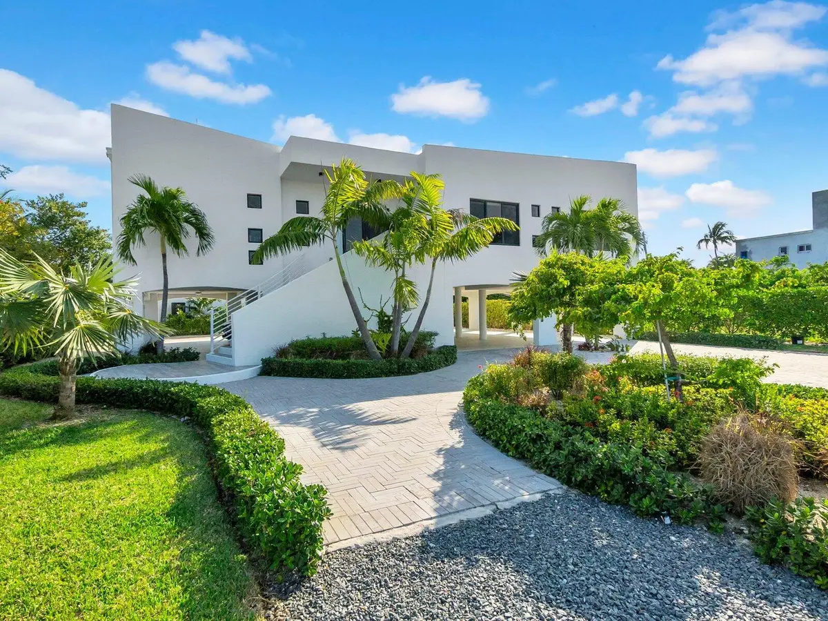273 W Seaview Drive, Duck Key, FL 33050 - #1